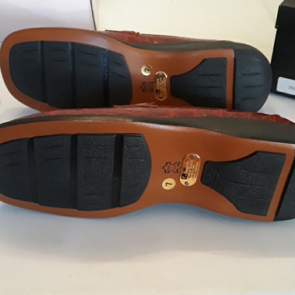 New Giorgio's of palm beach women's crocodile loafers - Picture 5 of 5